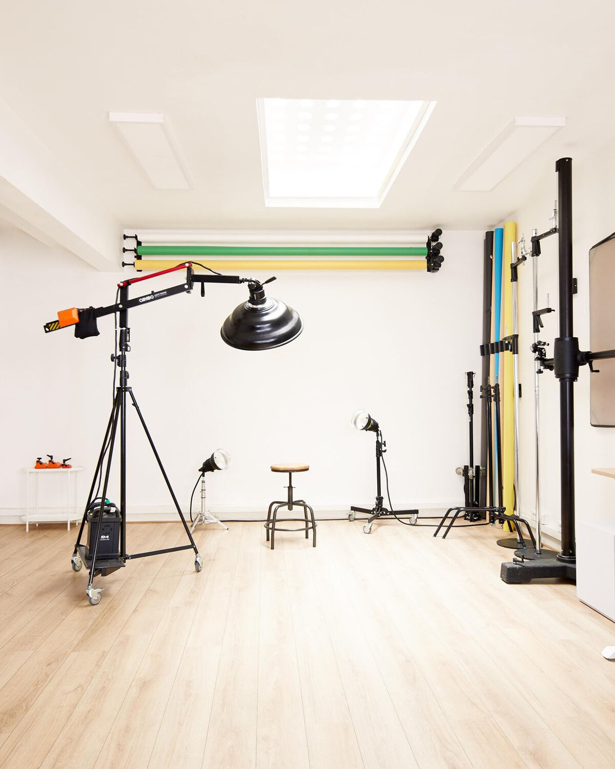 Plateau de prise de vue équipé, studio de Benjamin Etchegaray à Paris